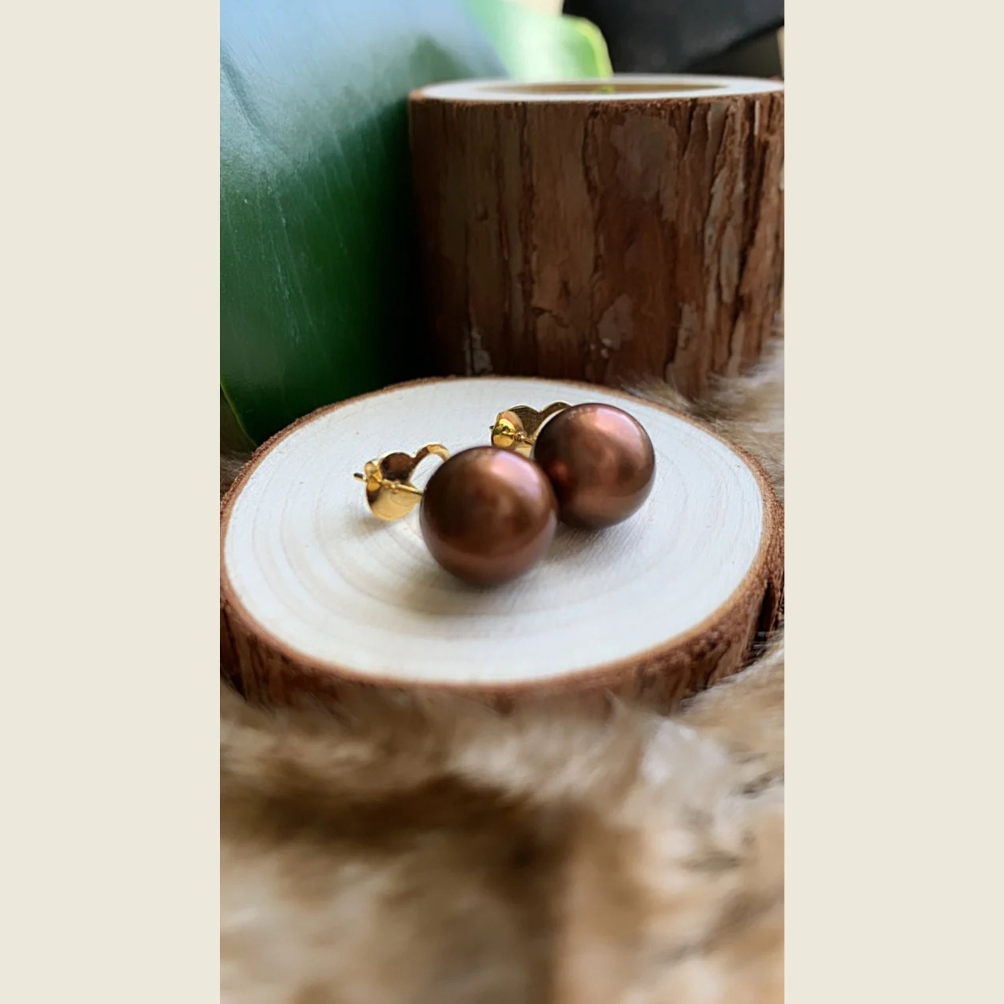 Chocolate South Sea Pearl Stud Earrings - Image 2