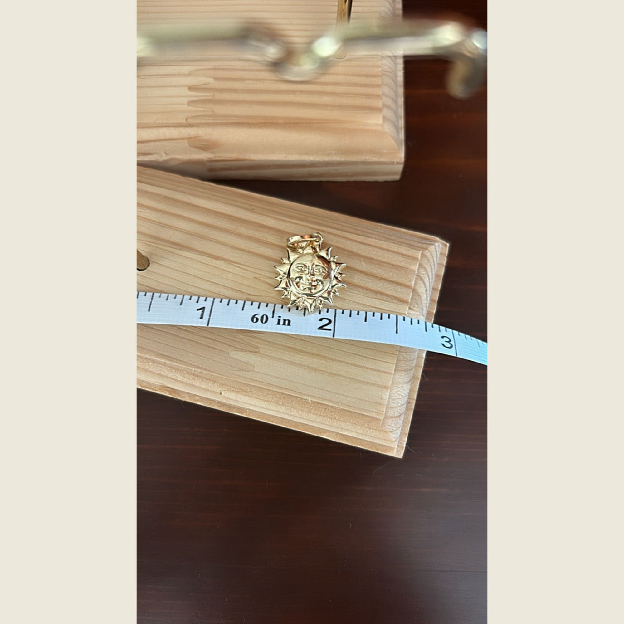 18K Gold Sun Face Pendant - Image 3