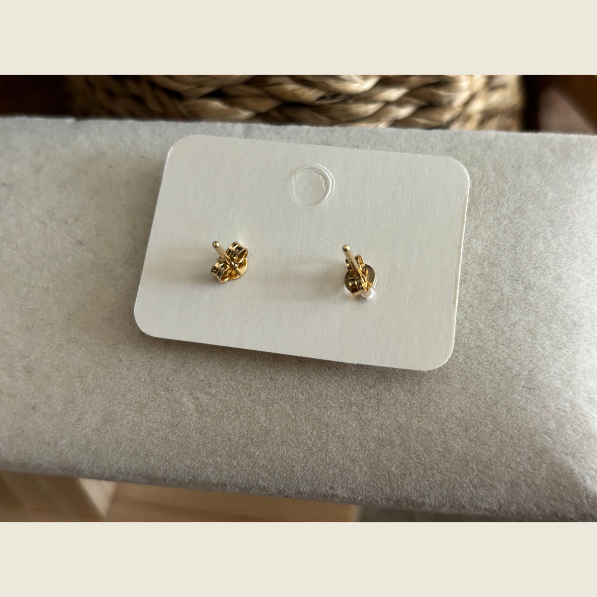 18K Gold Mariner Link Stud Earrings - Image 4